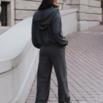 Komplet rozpinana bluza ze spodniami LaBalancia Brooklyn grafit