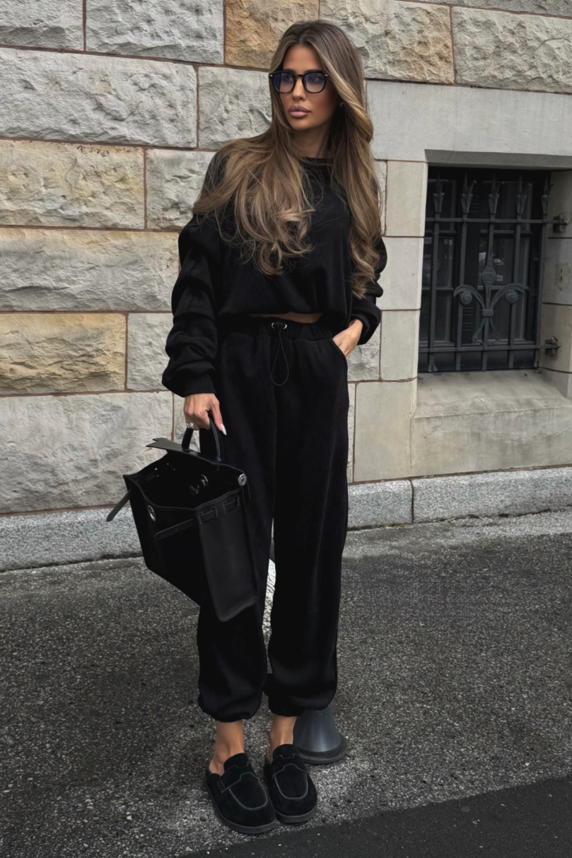 Komplet bluza ze spodniami baggy LaBalancia Gigi czarny