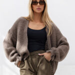 Sweter kardigan oversize ciemny beż