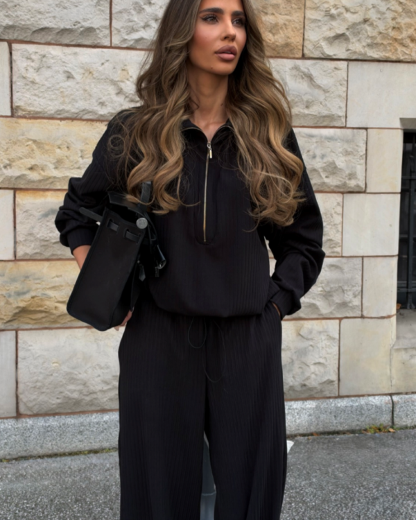 Komplet bluza ze spodniami LaBalancia Muse czarny